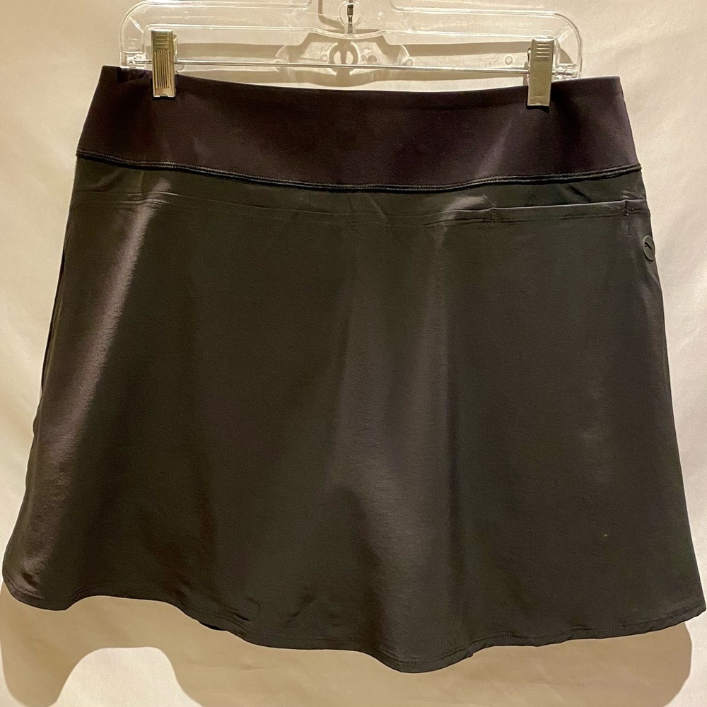 Puma PWRShape Black Golf Skirt, size L, NWT - Picture 2 of 8